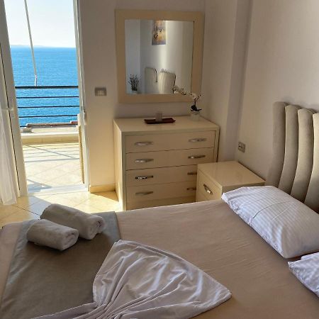 Apartment With Huge Sea View Balcony Sarandë Exterior foto